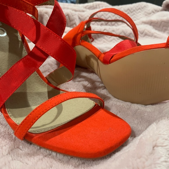 EGO RED HEELS - Picture 2 of 5